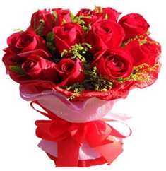 9 adet kirmizi güllerden kipkirmizi buket  Şırnak online çiçek gönderme sipariş 