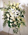  Şırnak uluslararası çiçek gönderme  Kazablanka gül ve karanfil ferforje