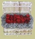  Şırnak anneler günü çiçek yolla  Sandikta 11 adet güller - sevdiklerinize en ideal seçim